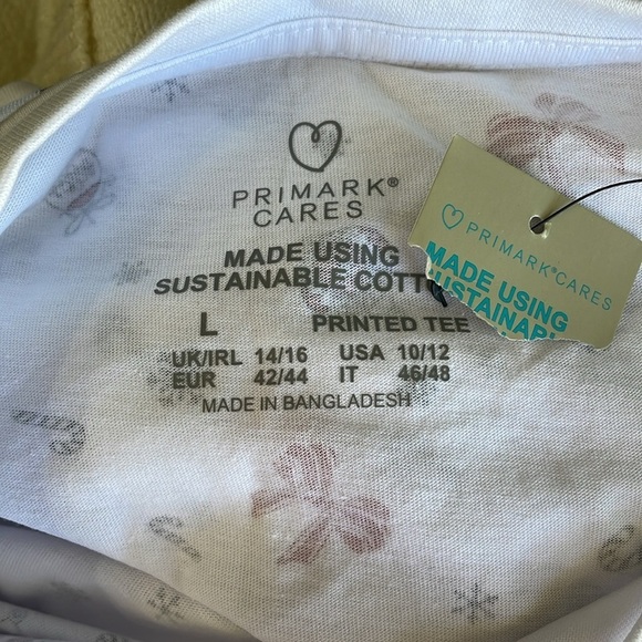 Primark Christmas Print Short Sleeve Tee - Picture 4 of 5